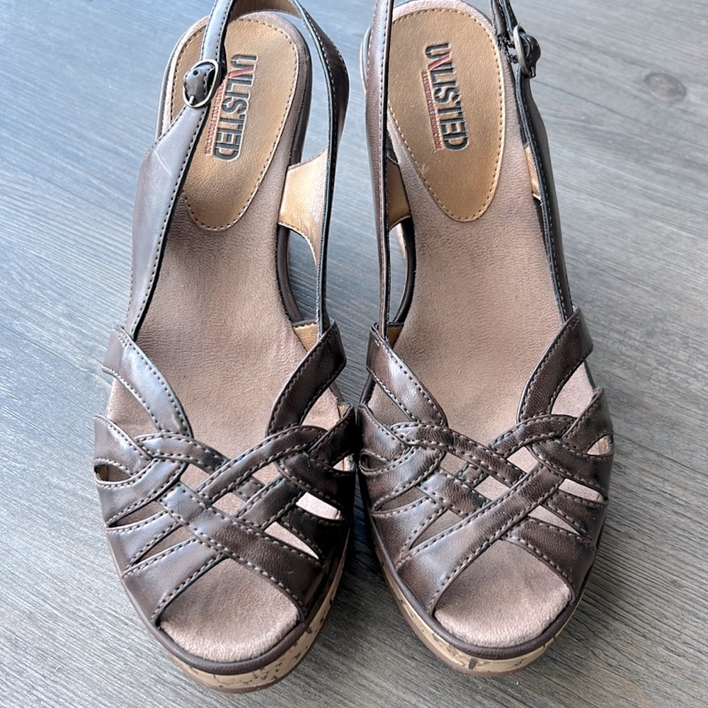 Womens wedges brown size 7